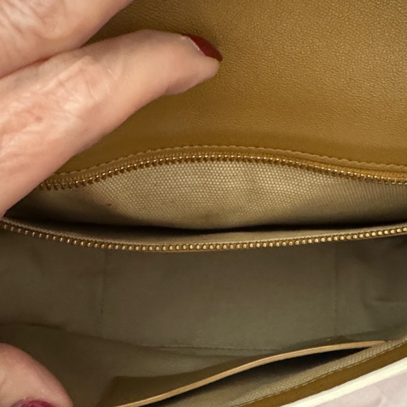 Coach Limited Edition Rambler’s Legacy Bag Elegant Cream Pebbled Leather - Picture 9 of 11